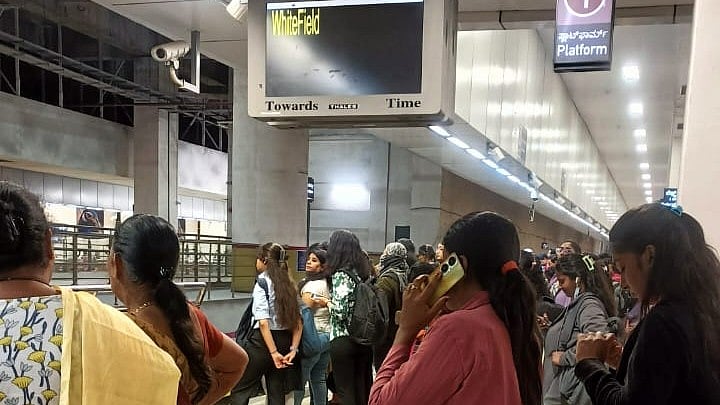 <div class="paragraphs"><p>Passengers had to wait longer than usual at the Majestic interchange metro station on Monday.</p></div>