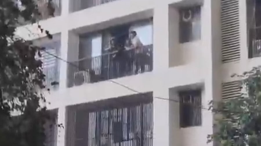 <div class="paragraphs"><p>A screengrab of the viral video.&nbsp;</p></div>