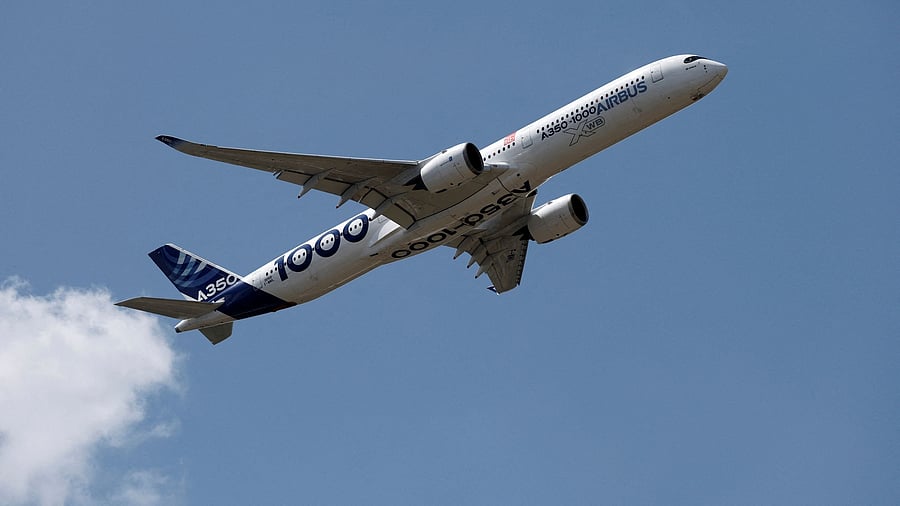 <div class="paragraphs"><p>An Airbus A350-1000 performs during an exhibition flight at the 55th International Paris Airshow at Le Bourget Airport near Paris, France, June 16, 2025. </p></div>