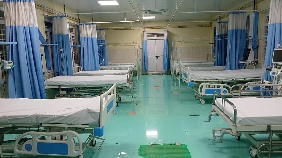 <div class="paragraphs"><p>A Covid ward in a Karnataka hospital.&nbsp;</p></div>