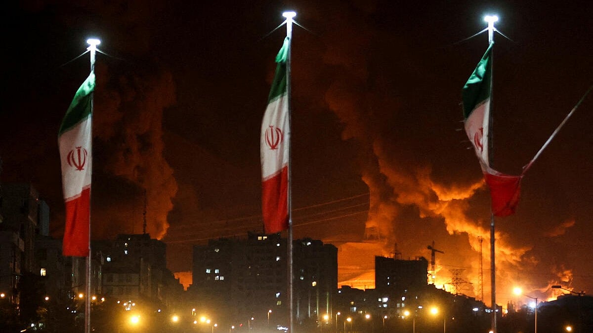 US Sanctions Iran Oil Network: Treasury Targets Smuggling, Hezbollah Links