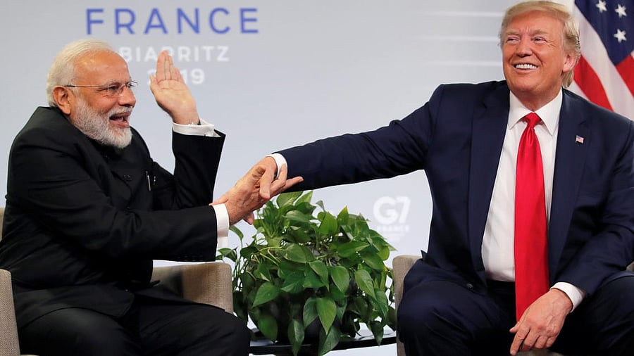 <div class="paragraphs"><p>(L-R) Narendra Modi and Donald Trump</p></div>