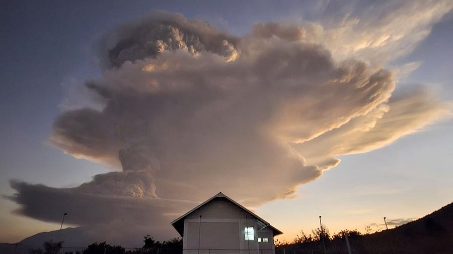 <div class="paragraphs"><p>Mount Lewotobi Laki-laki spews smoke and volcanic ash as seen from Kawalelo village in East Nusa Tenggara province, Indonesia, June 17, 2025.</p></div>