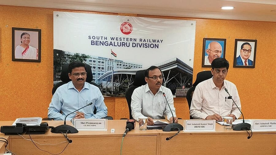 <div class="paragraphs"><p>Ashutosh Kumar Singh, Divisional Railway Manager, Bengaluru, and other officials address a press meet in the city on Thursday. </p></div>