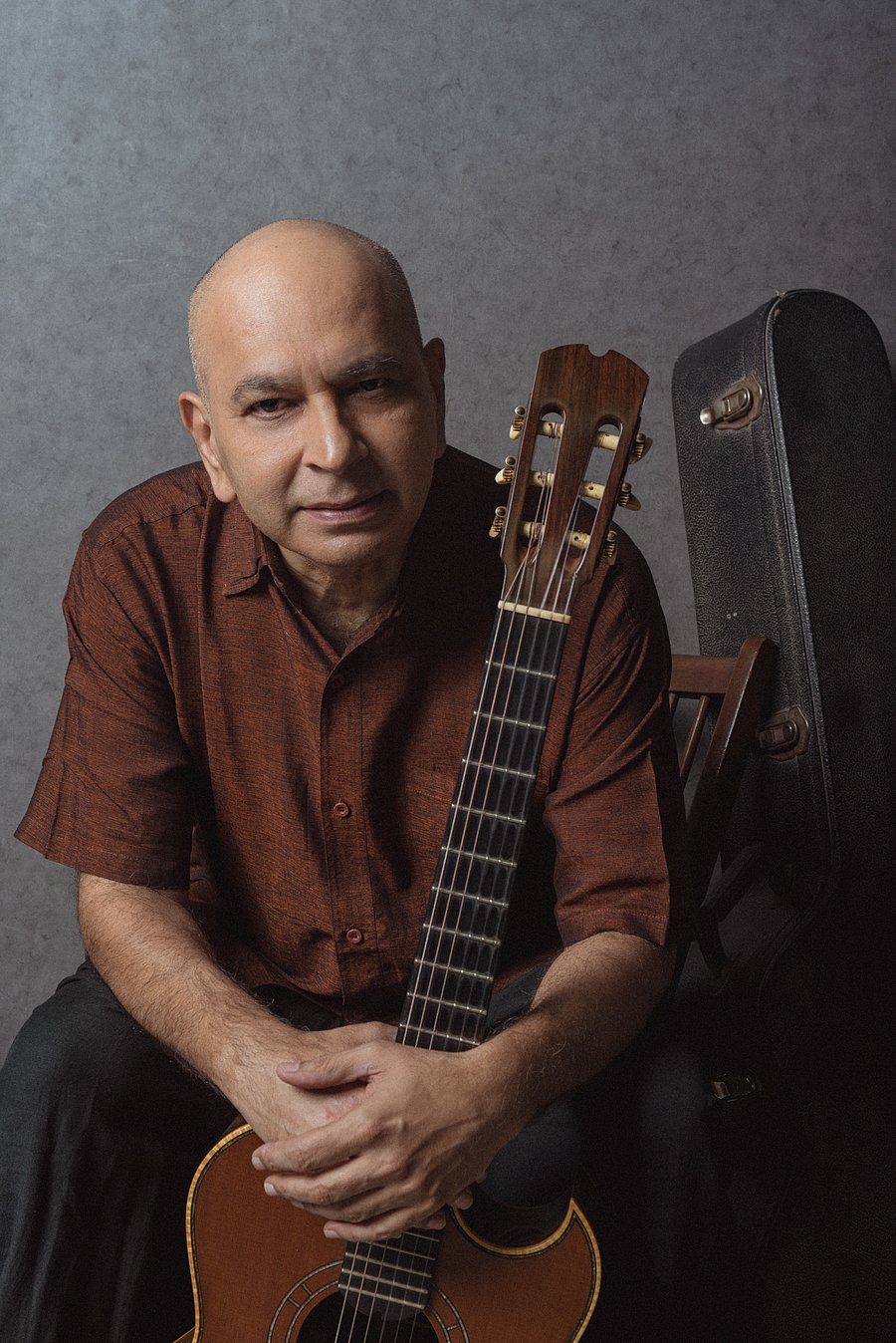 <div class="paragraphs"><p>Sanjay Divecha leads three diverse music ensembles. </p></div>