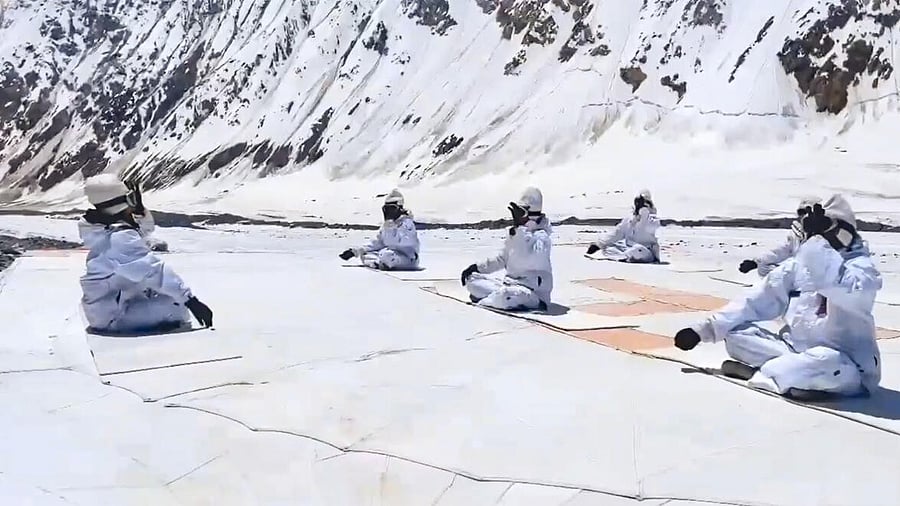 <div class="paragraphs"><p>Yoga session organised by the Indian Army on the International Day of Yoga, at the world's highest battlefield Siachen. </p></div>
