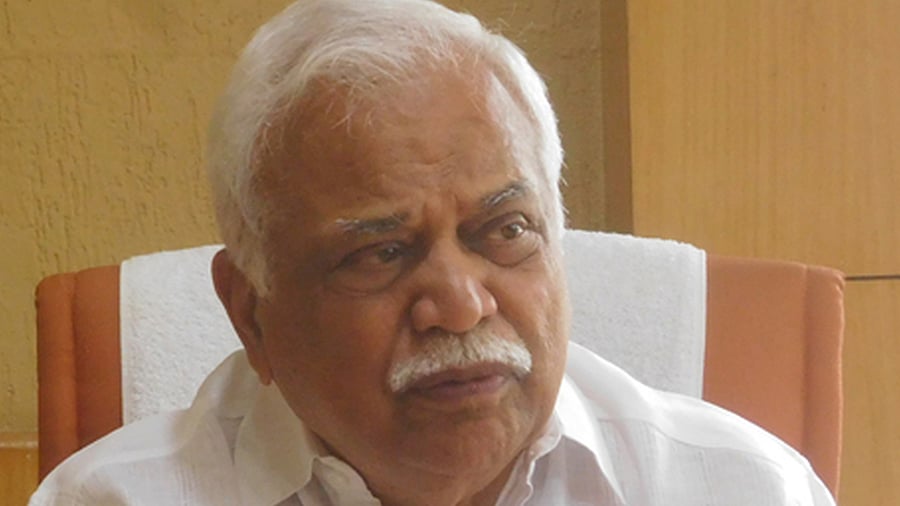 R V Deshpande