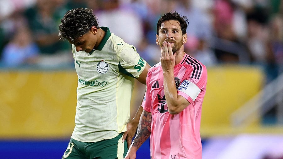 <div class="paragraphs"><p>Inter Miami's Lionel Messi reacts during the match.</p></div>
