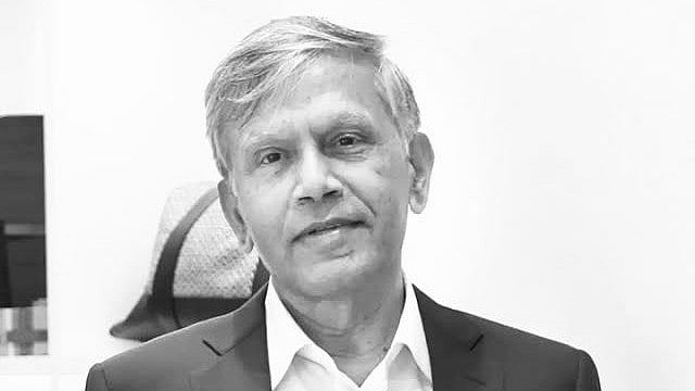 <div class="paragraphs"><p>Dilip Doshi.</p></div>