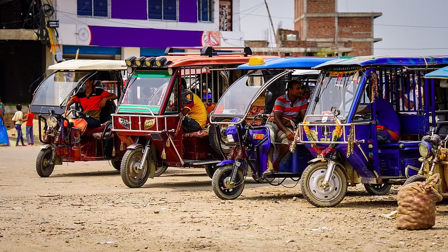 <div class="paragraphs"><p>E-rickshaw driver who ferried school kids held for sharing child pornography videos</p><p></p><p>Photo for representational purpose.</p></div>