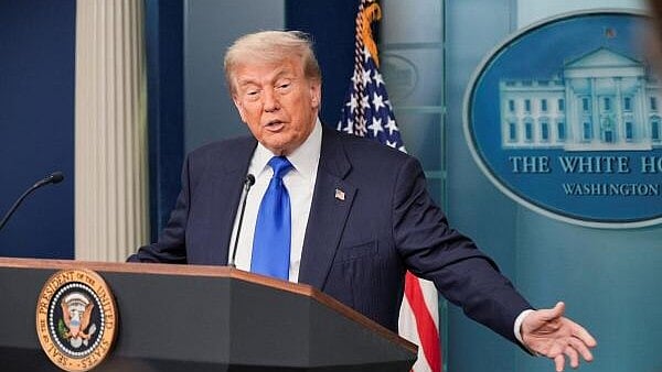<div class="paragraphs"><p>US President Trump speaks to the media at the White House in Washington</p></div>