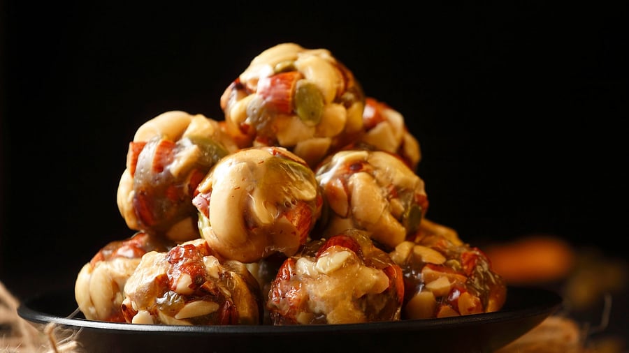 Dry Fruits Laddu