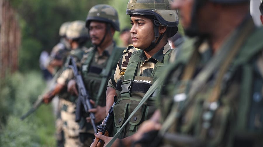 <div class="paragraphs"><p>Border Security Force (BSF) personnel stand guard near the India-Pakistan border ahead of the ‘Amarnath Yatra’, in Jammu, Saturday, June 28, 2025.</p></div>