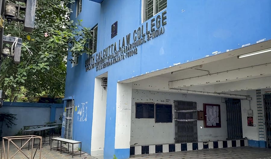 <div class="paragraphs"><p>The premises of the South Calcutta Law College where a student was allegedly raped by her two seniors and a former student of the educational institute, in Kolkata.</p></div>