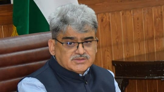 <div class="paragraphs"><p>Chief Secretary Atal Dulloo chaired a high-level meeting on Saturday to lay the groundwork for creation of the family IDs for every household in Jammu and Kashmir, the officials said.</p></div>