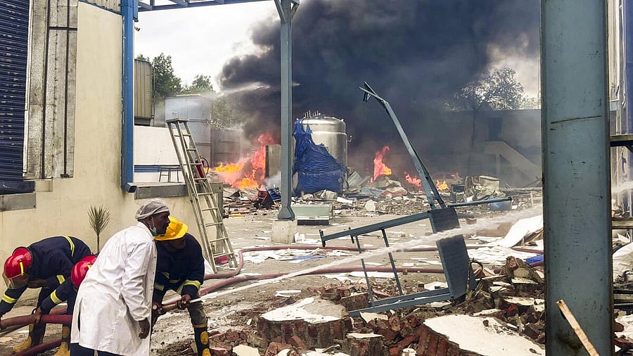 <div class="paragraphs"><p>Firefighters try to extinguish a fire that broke out in a chemical factory, at Pashamylaram, in Medak district, Telangana, Monday, June 30, 2025</p></div>