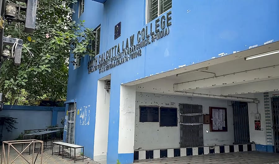 <div class="paragraphs"><p>The premises of the South Calcutta Law College</p><p></p></div>