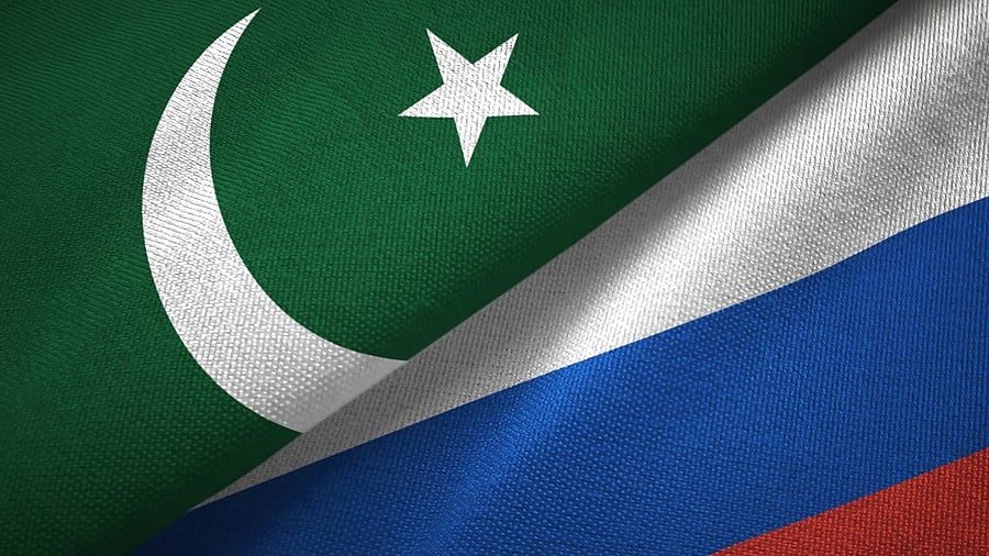 <div class="paragraphs"><p>Representative image of the flags of Pakistan and Russia.</p></div>