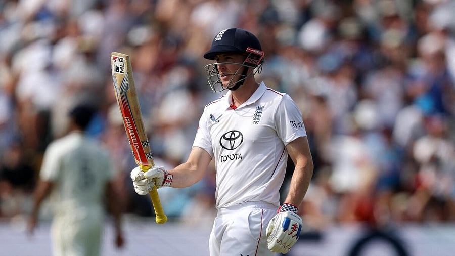 <div class="paragraphs"><p>Harry Brook celebrates after completing his century.</p></div>