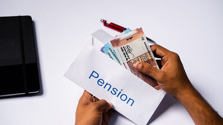 <div class="paragraphs"><p>The option can be exercised by 23 lakh government employees.</p></div>