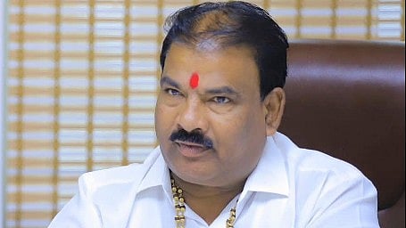 <div class="paragraphs"><p>Shiv Sena MLA Sanjay Gaikwad</p></div>