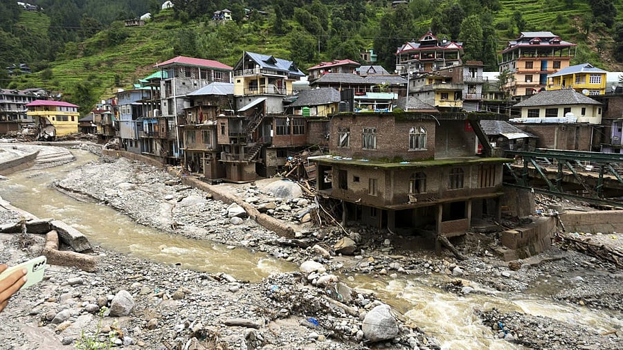 <div class="paragraphs"><p>Mandi: Debris and silt near damaged houses at a flood-affected area, in Mandi district, Sunday, July 6, 2025. </p></div>