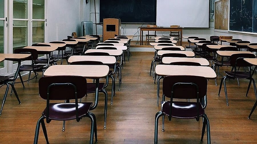 <div class="paragraphs"><p>Representative image of a college classroom.</p></div>