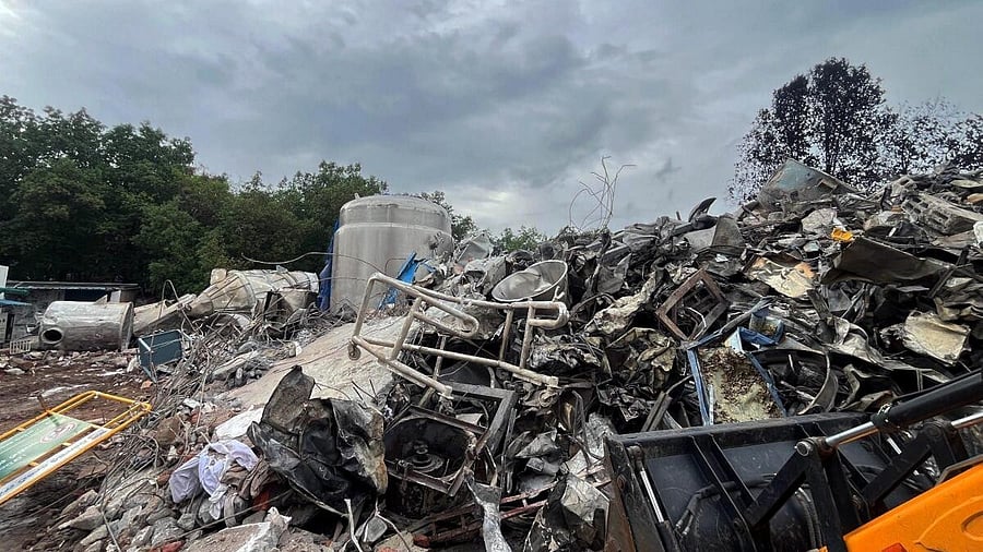 <div class="paragraphs"><p>Debris at the site of an explosion at the Sigachi Industries' pharma plant, at Pashamylaram in Sangareddy district, Telangana. </p></div>