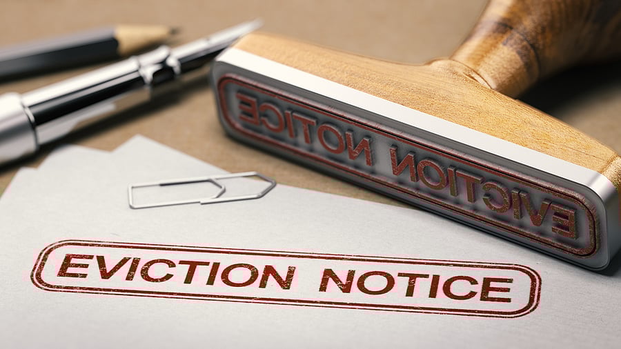 <div class="paragraphs"><p>Representative image showing eviction notice</p></div>