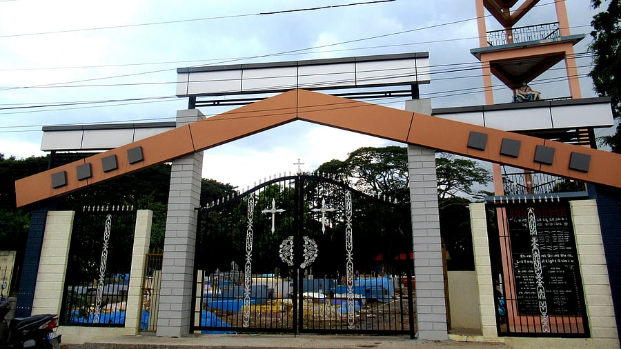 <div class="paragraphs"><p>The Gandhinagar Roman Catholic Cemetery in Mysore, where Fr Fraigneau was buried. </p></div>