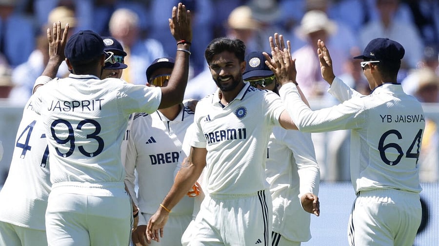 <div class="paragraphs"><p> Nitish Kumar Reddy celebrates with team-mates after dismissing Ben Duckett.&nbsp;</p></div>
