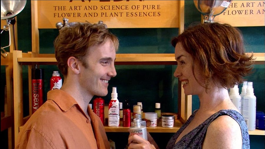 <div class="paragraphs"><p>In ‘Seeing Other People’, Jay Mohr and Julianne Nicholson play a couple who decide to open their relationship two months before their wedding. </p></div>