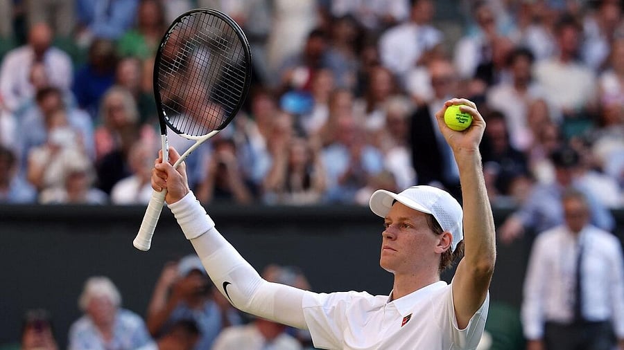 <div class="paragraphs"><p>Jannik Sinner celebrates winning his semi final match against Serbia's Novak Djokovic</p></div>