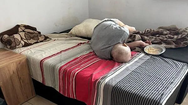 <div class="paragraphs"><p>Doctors walk 14 km to treat elderly patient suffering from prostate gland issue</p></div>