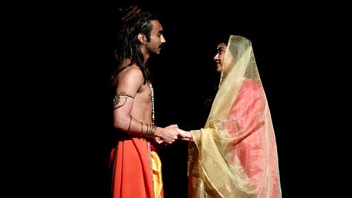 <div class="paragraphs"><p>Drama group 'Mauj' staging the 'Ramayana' at the Karachi Arts Council.&nbsp;</p></div>