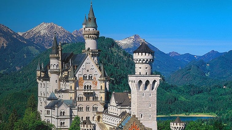 <div class="paragraphs"><p>Germany's Palaces of King Ludwig II of Bavaria.</p></div>