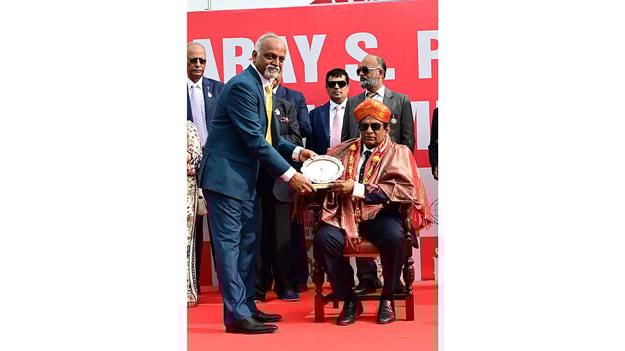 <div class="paragraphs"><p>S Ganapathy is being felicitated at the BTC in Bengaluru on Sunday.&nbsp;&nbsp;</p></div>