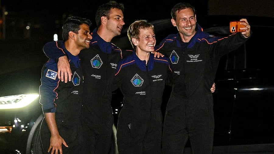 <div class="paragraphs"><p>The Axiom-4 crew</p></div>