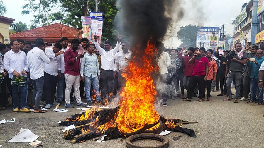 <div class="paragraphs"><p>File photo: Members of Biju Chhatra Janata Dal stage a protest over self-immolation bid by Fakir Mohan College student Soumyashree Bisi, in Balasore, Odisha, Monday, July 14, 2025. </p></div>