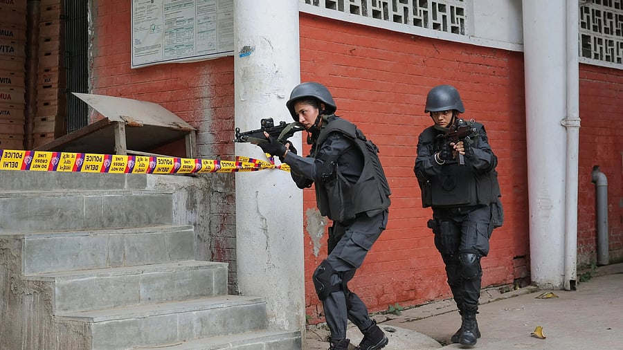 <div class="paragraphs"><p>Members of the Delhi Police S.W.A.T team participate in a mock drill exercise conducted by the Delhi Police</p></div>
