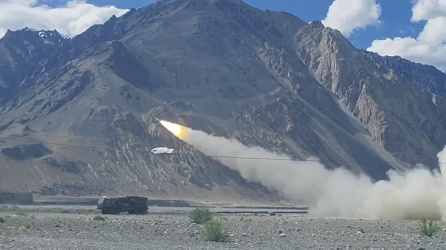 <div class="paragraphs"><p>Akash Prime missile</p></div>