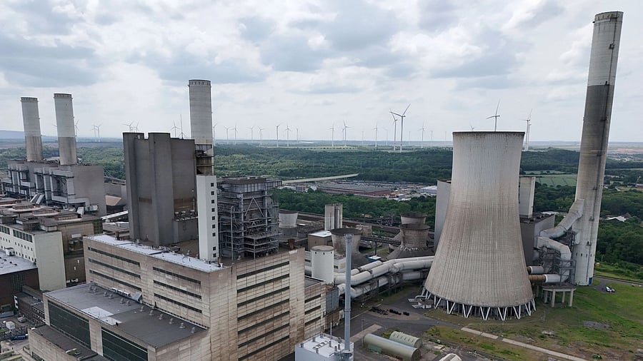 <div class="paragraphs"><p>When cost trumps clean air.</p><p>Photo for representational purpose.</p></div>