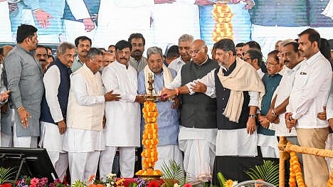 <div class="paragraphs"><p>AICC head Mallikarjun Kharge, Chief Minister Siddaramaiah, DCM D K Shivakumar launch developmental works Rs 2,578.03 crore during the 'Saadhana Samavesha' in Mysuru on Saturday. </p></div>