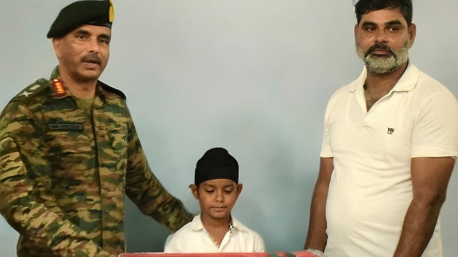 <div class="paragraphs"><p>Shvan Singh had run errands for the soldiers posted in Tara Wali village.</p><p></p></div>