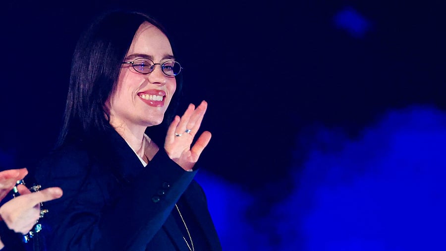 <div class="paragraphs"><p>Billie Eilish </p></div>