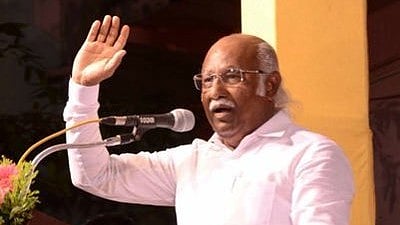 <div class="paragraphs"><p>Anwhar Raajha</p></div>