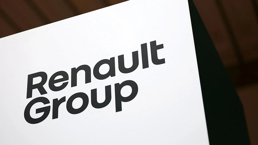 <div class="paragraphs"><p>The logo of Renault Group is seen on a stand.</p></div>