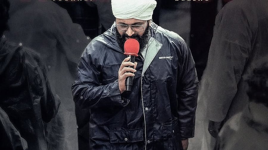 <div class="paragraphs"><p>Rishab Shetty on the sets of&nbsp;<em>Kantara Chapter 1</em>.</p></div>