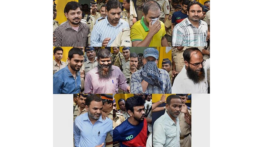 <div class="paragraphs"><p>Accused people in 7/11, 2006, serial train blasts being taken to the Sessions court from the Arthur road jail in Mumbai. Twelve persons, arrested in 2006 for their involvement in the July 11, 2006, serial train blasts case, were acquitted by the Bombay High Court.</p></div>