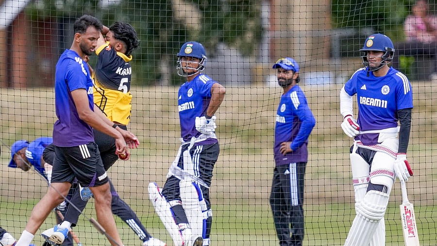 <div class="paragraphs"><p>India captain Shubman Gill with teammates Yashasvi Jaiswal, Prasidh Krishna and Ravindra Jadeja during a training session ahead of the fourth Test cricket match between India and England, at The County Ground, in Beckenham, England, Thursday, July 17, 2025.</p></div>